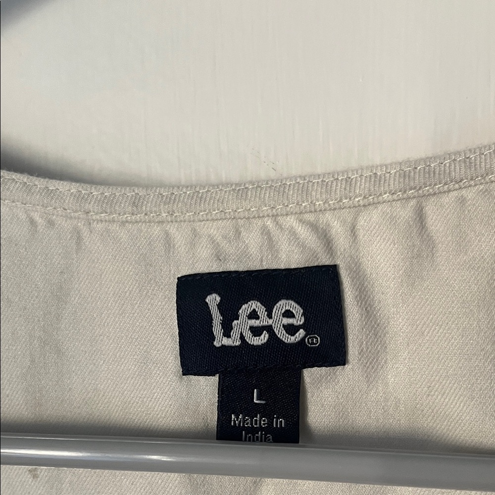 Lee Ruffle Blouse - Picture 2 of 6
